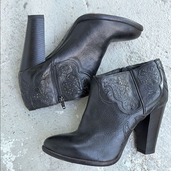 Diesel Guadeloupy ankle boots - Picture 1 of 7